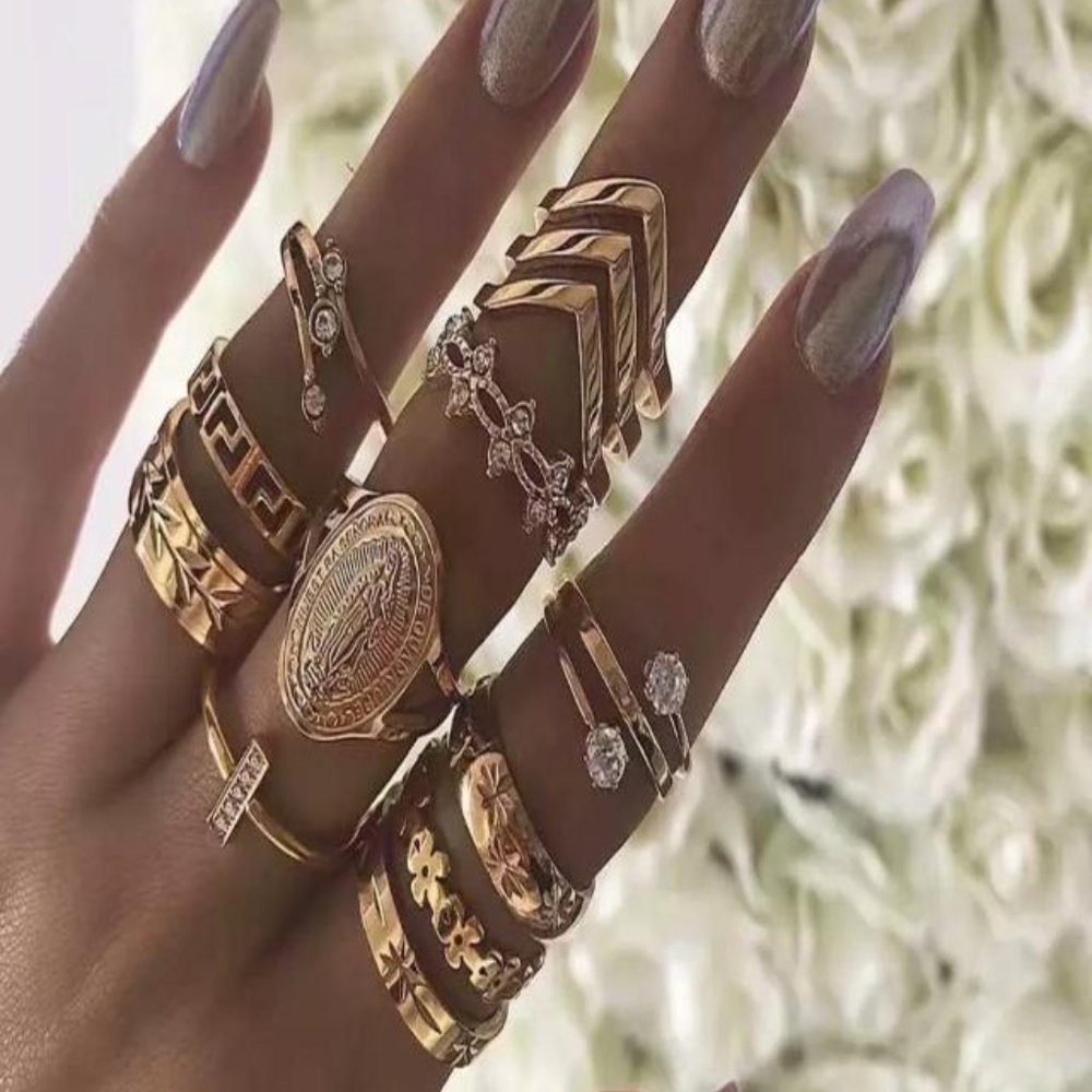 Winter Sale❄️ Gold Boho Ring Set